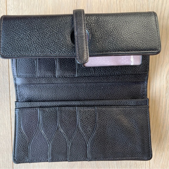 Cole Haan clutch wallet. Soft black pebbles leather lined with pink suede - Picture 5 of 8